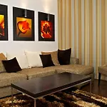 Oru Hub - Handwritten Collection Hotell