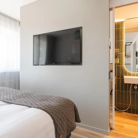 Oru Hub - Handwritten Collection 4* Tallinn