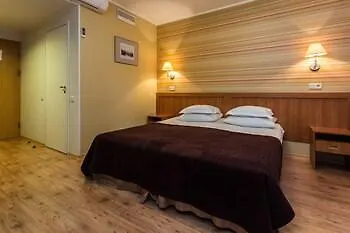 Hotell Oru Hub - Handwritten Collection