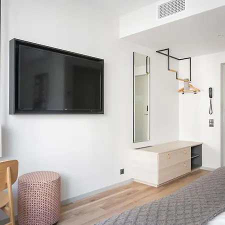 Hotel Oru Hub - Handwritten Collection 4*