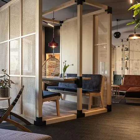 Oru Hub - Handwritten Collection 4* Tallinn