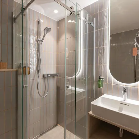 Hotel Oru Hub - Handwritten Collection 4*