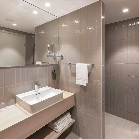 Oru Hub - Handwritten Collection 4* Tallinn