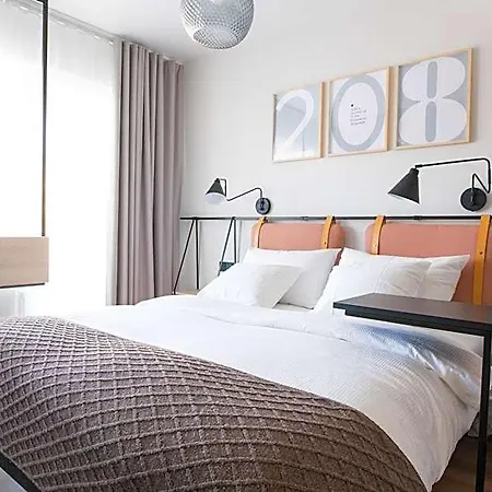Oru Hub - Handwritten Collection Hotell