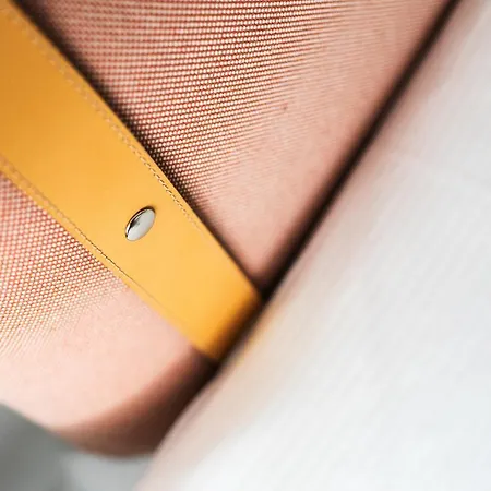 Oru Hub - Handwritten Collection Tallinn