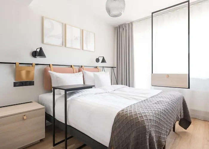 Oru Hub - Handwritten Collection