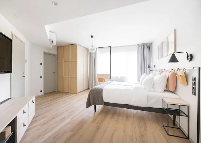 Hotel Oru Hub - Handwritten Collection Reval