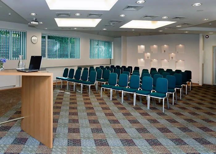 Oru Hub - Handwritten Collection Reval