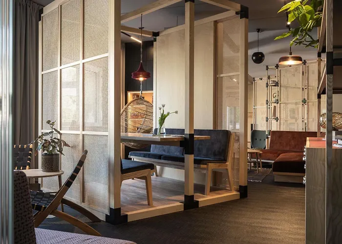 Oru Hub - Handwritten Collection Hotel